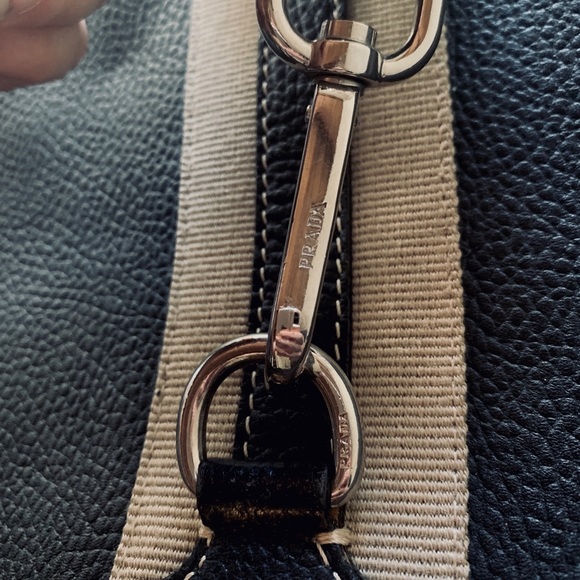 Vintage Navy Prada Leather Tote - Picture 3 of 5